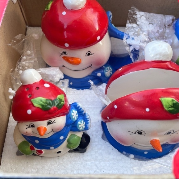 Christmas kitchen porcelain serving ware 3 different kinds in boxes - Picture 5 of 14